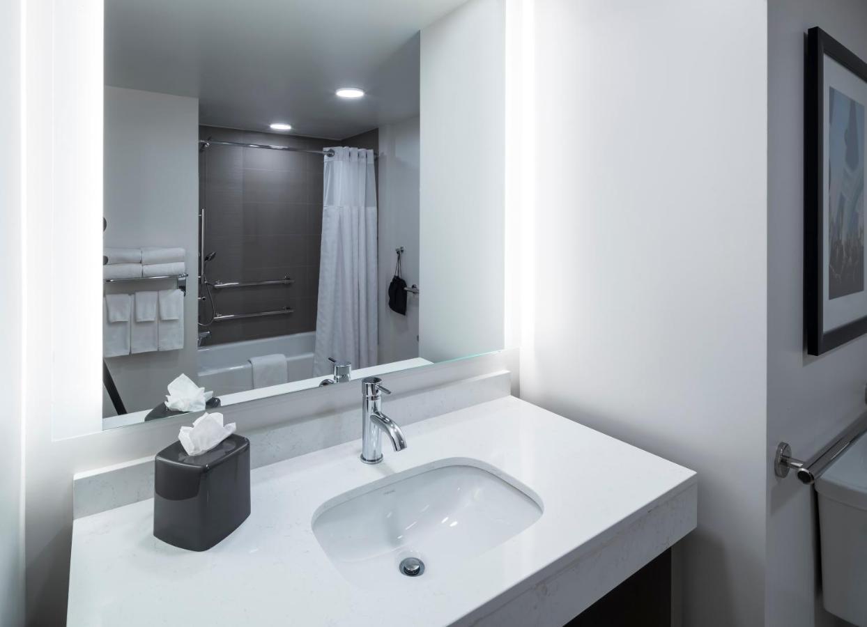 Hyatt Place Tempe Phoenix University エクステリア 写真